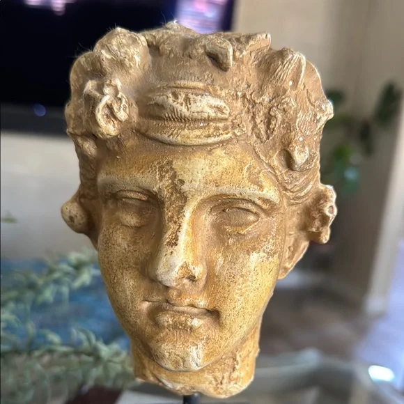 Attila Tivadar Vintage Greek Sculpture Bust with Classical Features - Picture 6 of 7